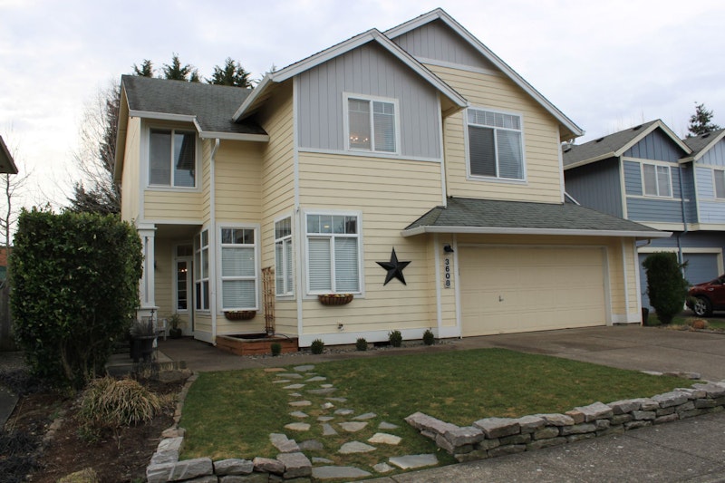 Beautiful Home in Fisher's Landing!! 3608 SE 181st Avenue, Vancouver WA